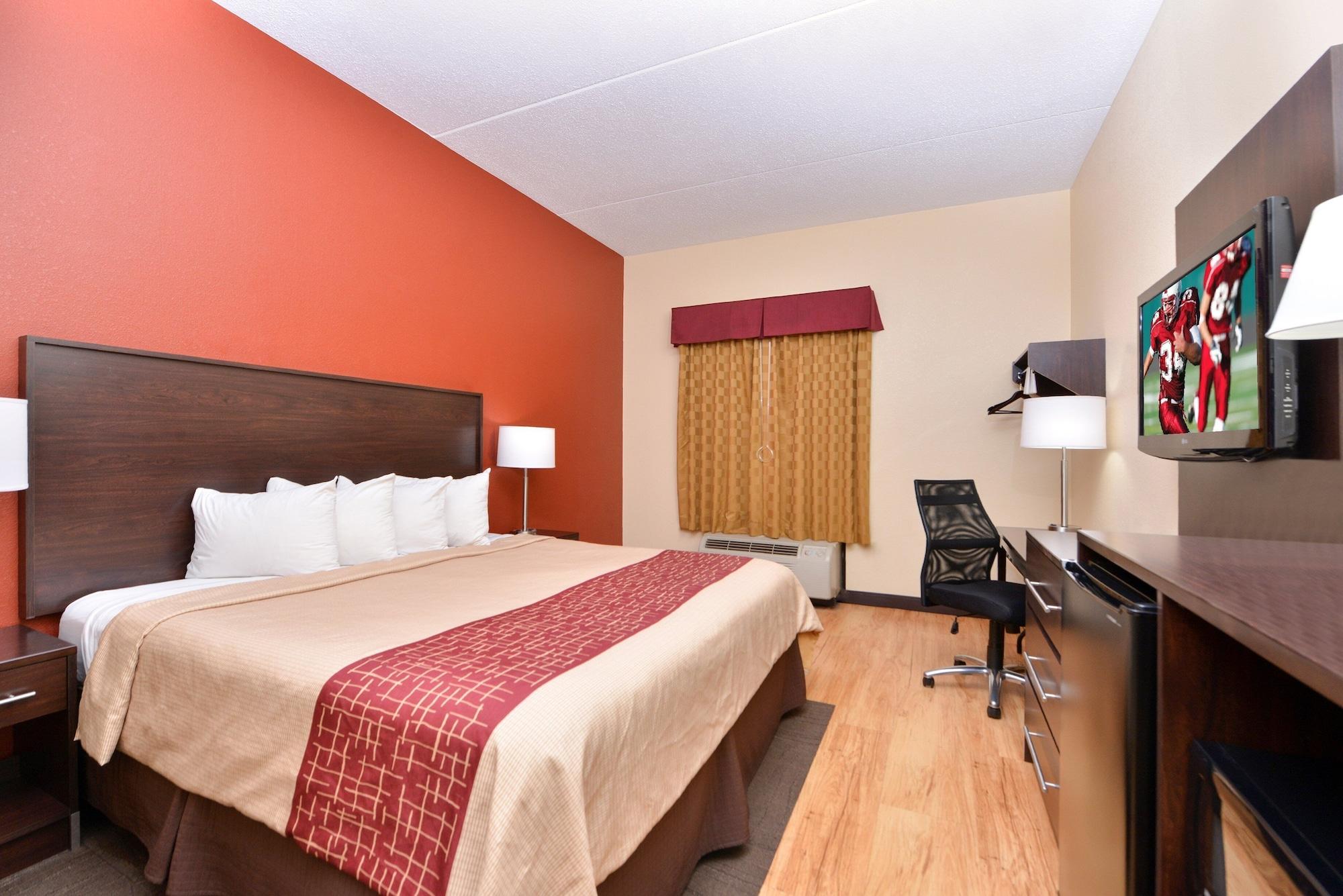 Inn Red Roof & West Broad 2*